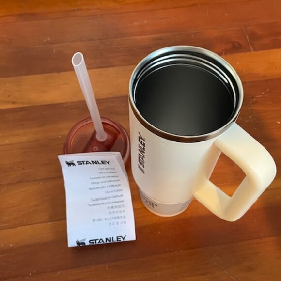 NEW Stanley The Flip Straw Quencher Protour Tumbler Cream Rose Gold Top LIMITED - Picture 9 of 13